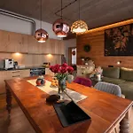 Aparthotel U Harrego Boutique Masaze, Sauna, Teznia Solankowa , Balkon , Taras , Klimatyzacja , Parking 4*