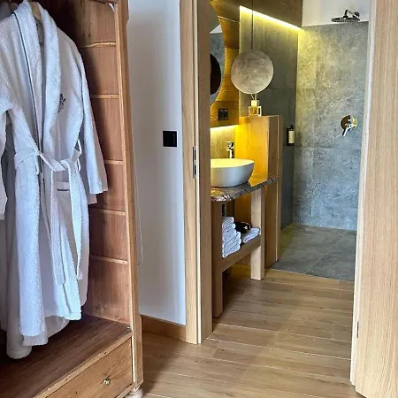 Apartamenty U Harrego Boutique Spa Masaze, Sauna, Teznia Solankowa , Balkon , Taras , Klimatyzacja , Parking Kudowa-Zdrój