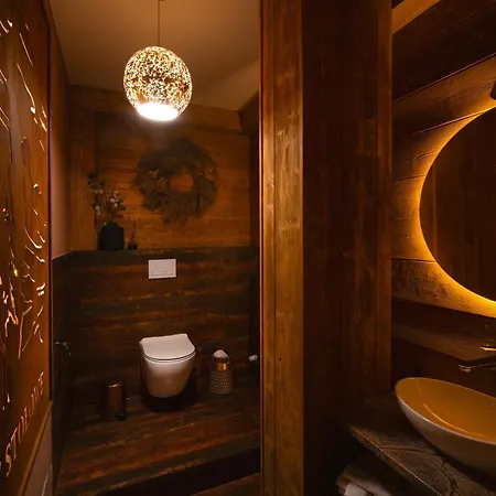 Aparthotel U Harrego Boutique Masaze, Sauna, Teznia Solankowa , Balkon , Taras , Klimatyzacja , Parking Bad Kudowa