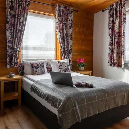 U Harrego Boutique Masaze, Sauna, Teznia Solankowa , Balkon , Taras , Klimatyzacja , Parking מלון דירות 4*