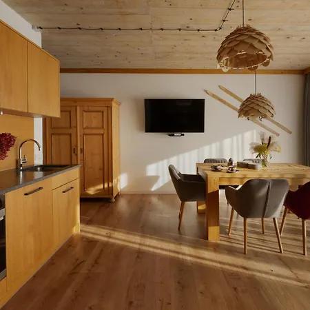 U Harrego Boutique Z Klimatyzacja, Balkon, Sauna, Tężnia Parking Hotel apartamentowy Kudowa-Zdrój