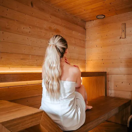 U Harrego Boutique Masaze, Sauna, Teznia Solankowa , Balkon , Taras , Klimatyzacja , Parking 4* Kudowa-Zdroj