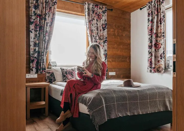 U Harrego Boutique Z Klimatyzacja, Balkon, Sauna, Tężnia Parking Hotel apartamentowy Kudowa-Zdrój