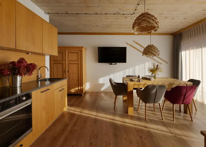 U Harrego Boutique Masaze, Sauna, Teznia Solankowa , Balkon , Taras , Klimatyzacja , Parking Aparthotel Kudowa-Zdrój